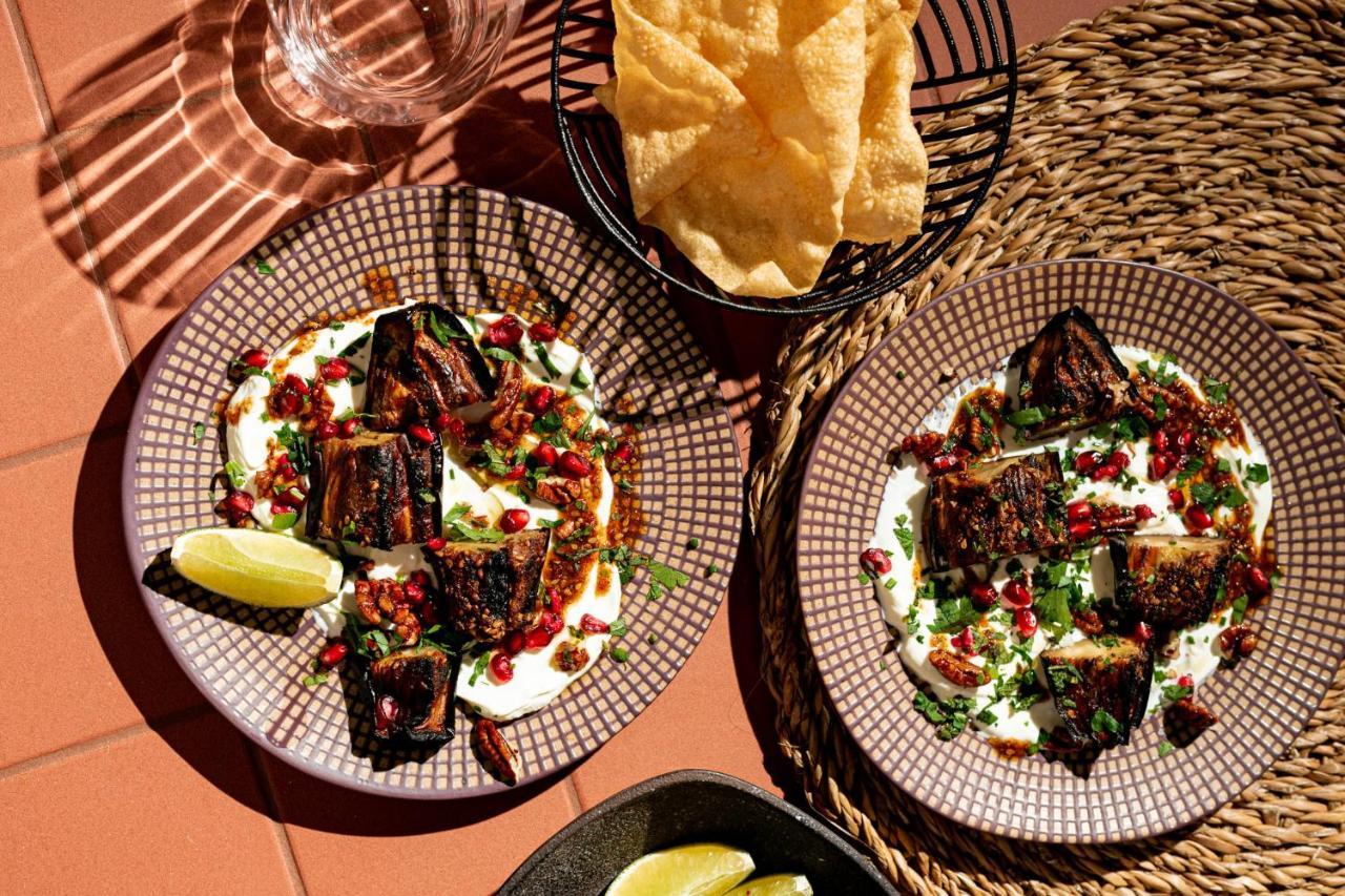 Verno House Budapest, Vignette Collection By Ihg Zewnętrze zdjęcie Baba Ghanoush
