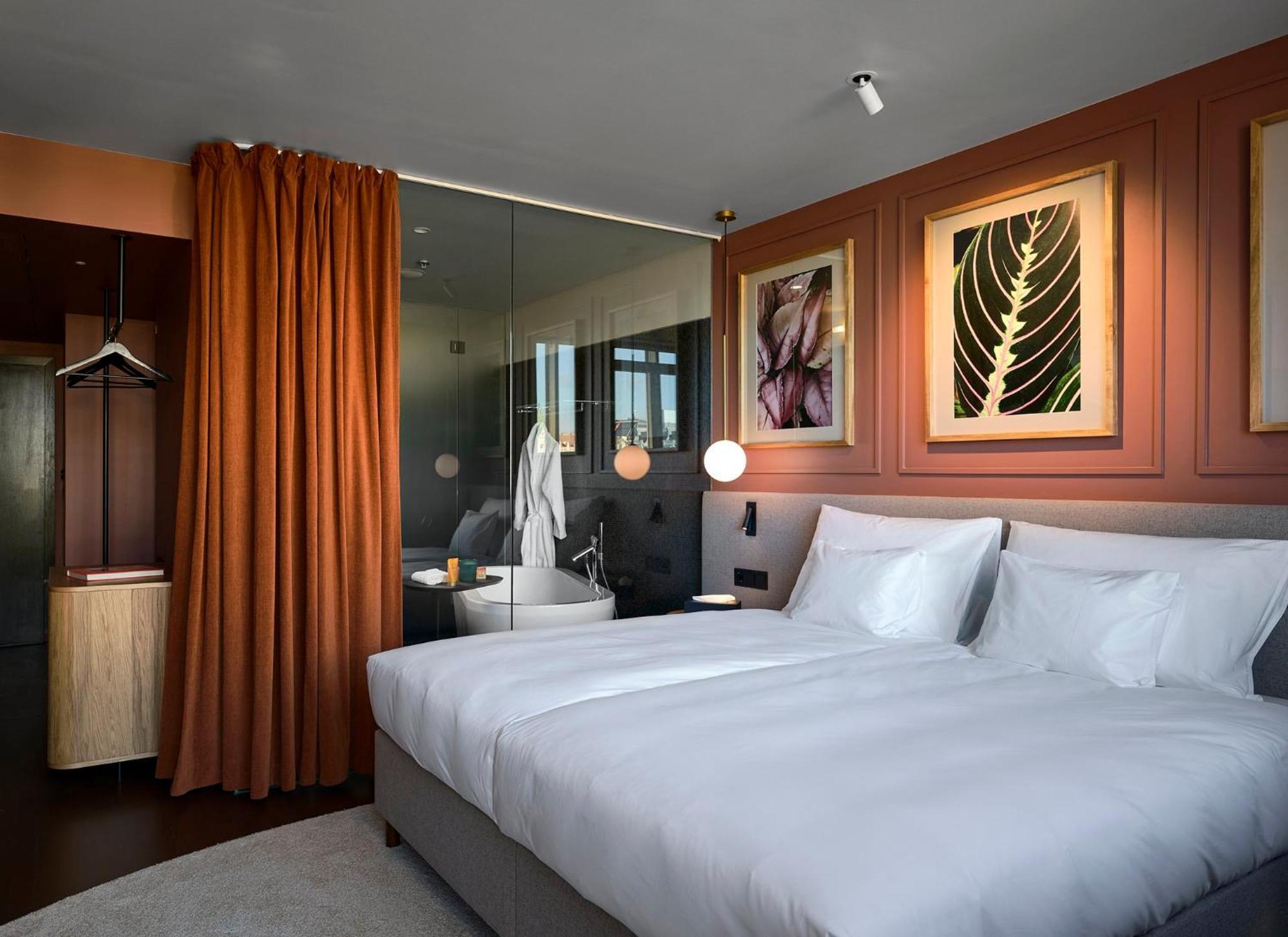 Verno House Budapest, Vignette Collection By Ihg Zewnętrze zdjęcie A bedroom at the hotel
