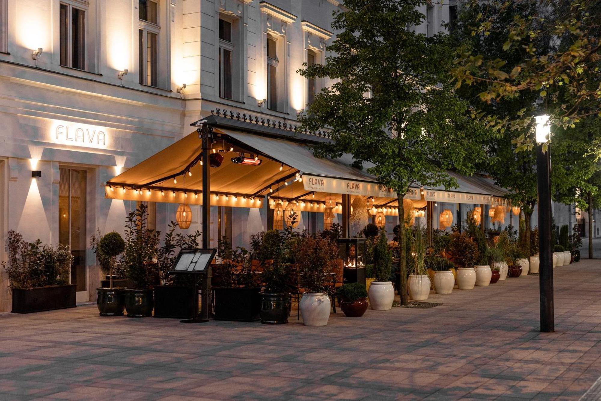 Verno House Budapest, Vignette Collection By Ihg Zewnętrze zdjęcie The restaurant in 2012